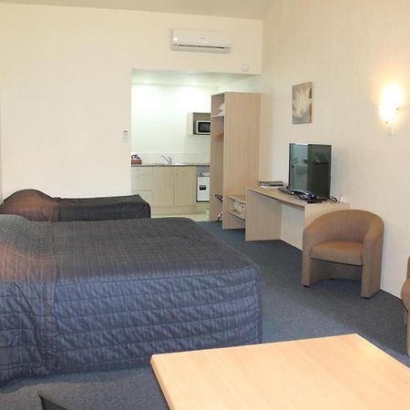 Captains Quarters Motor Inn Cambridge Exteriör bild