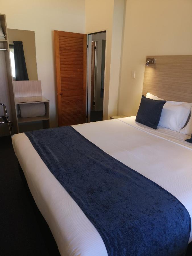 Captains Quarters Motor Inn Cambridge Exteriör bild