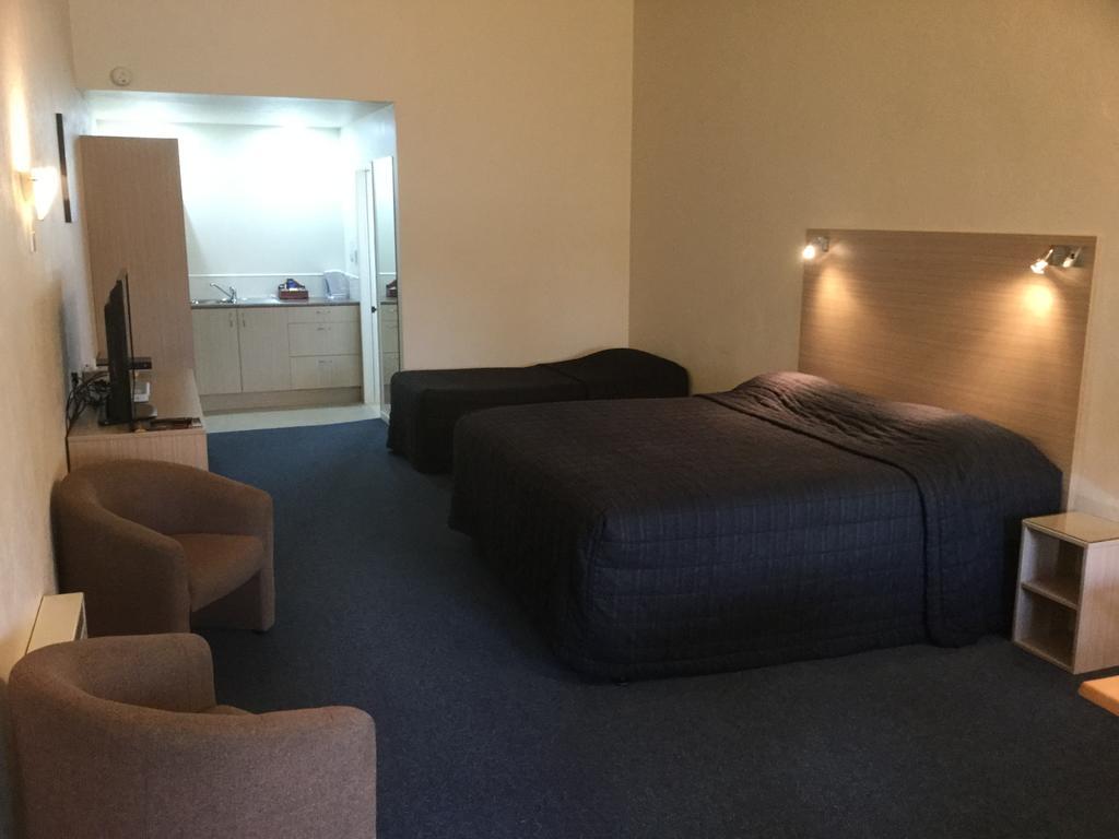 Captains Quarters Motor Inn Cambridge Exteriör bild