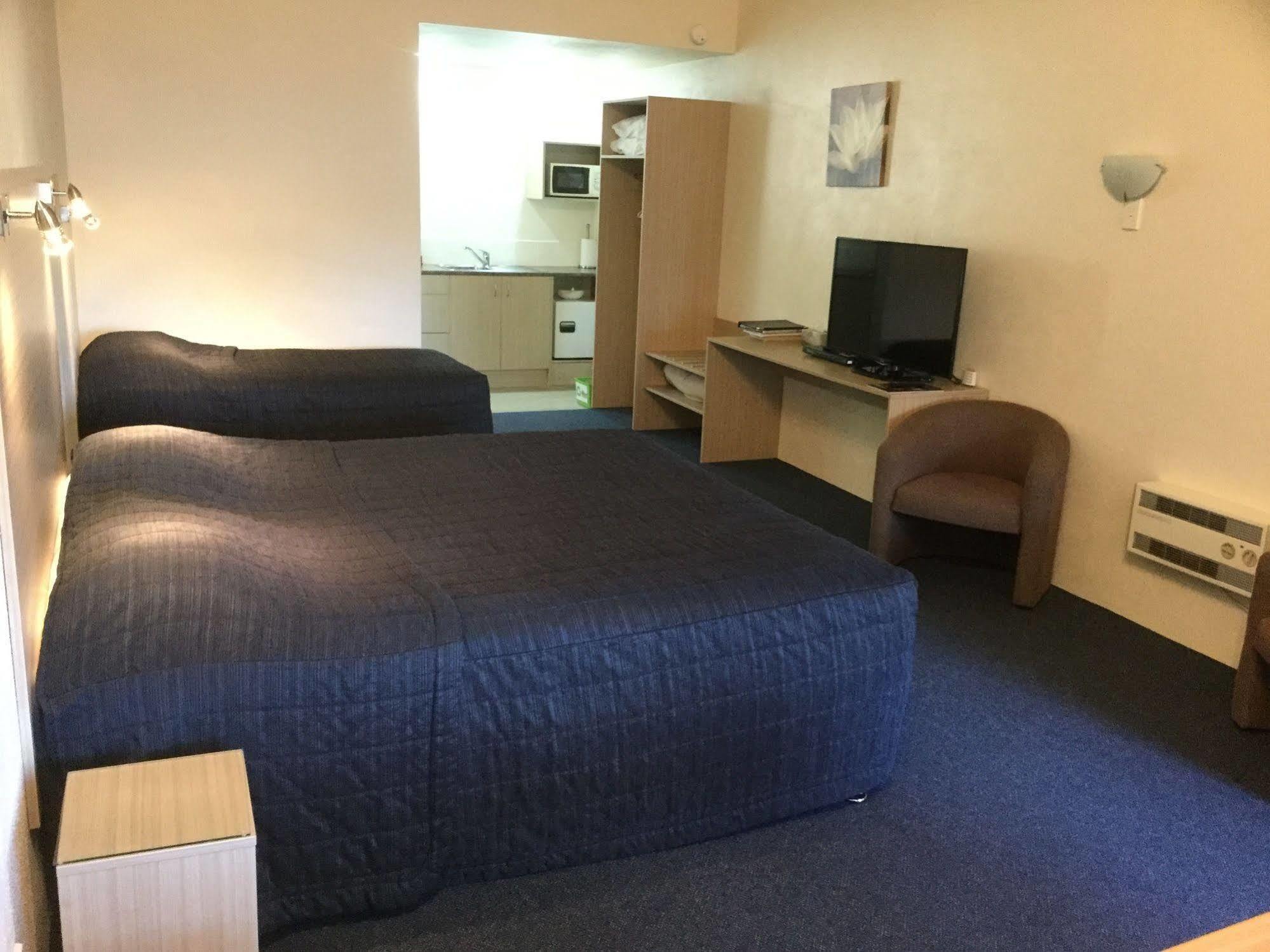 Captains Quarters Motor Inn Cambridge Exteriör bild